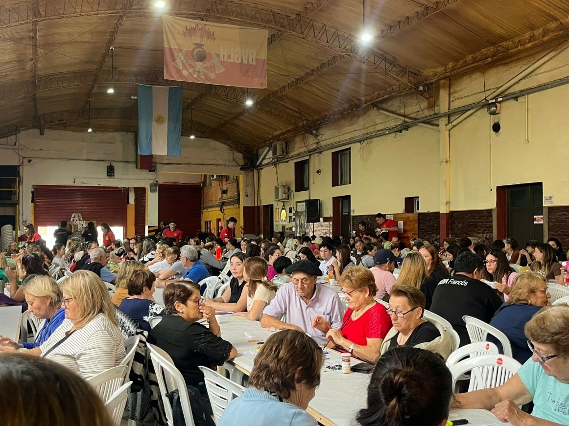 Bingo familiar en General Las Heras