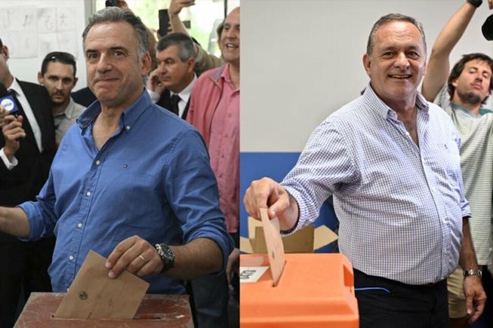 Yamandú Orsi y Alvaro Delgado, candidatos a presidente de Uruguay. Imagen: AFP