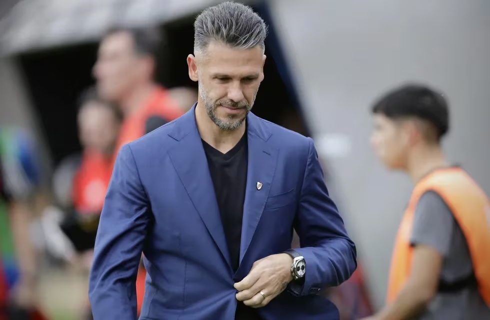 Demichelis no ocultó su  insatisfacción tras la humillante derrota. / Fuente: NA