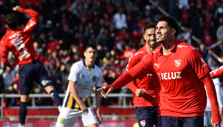 Independiente vs Rosario Central - Estadio Libertadores de America