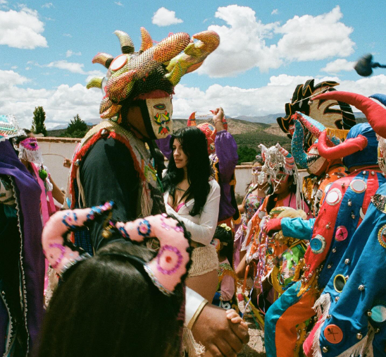 Portada de Latinaje - Foto de @sebastianfaena